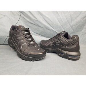 Nike Air Max Plus (PS) Sneakers Mesh Triple Black Size 12c BRAND NEW IN BOX!